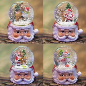 Miniature snow globe